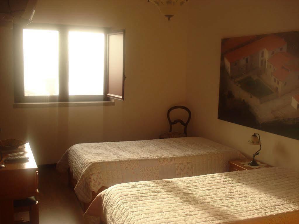 Solar Dos Almeidas - Turismo De Habitacao Bed & Breakfast Trancoso Dış mekan fotoğraf